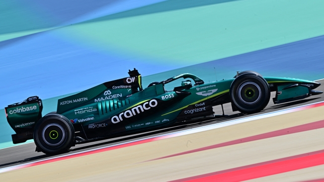 L’Aston Martin est en souffrance.