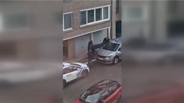 Un homme de 25 ans a été abattu par la police, jeudi matin, dans un immeuble à Braine-l'Alleud, a indiqué le procureur du Roi du Brabant wallon.