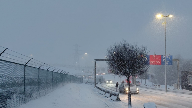 Sortie du parking de l’aéroport de Charleroi