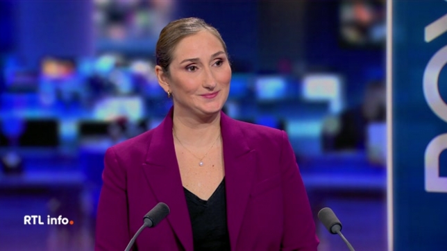 Amélie Schildt est invitée sur le plateau du RTL Info 19h pour faire le point sur l'arrestation sans précédent d'un membre de la famille royale britannique.