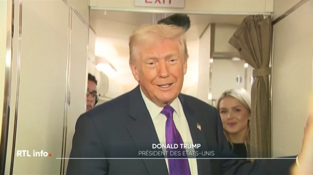 Une petite phrase de Barack Obama sur les extraterrestres a relancé le sujet, et Donald Trump a aussitôt affirmé qu'il comptait ouvrir les dossiers secrets sur les OVNIS. Une annonce qui ravive le débat national sur la transparence et sur ce qui se passe réellement dans le ciel américain.