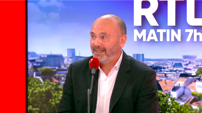 Jack Hamande, était l’invité du 7h50 sur bel RTL. Face aux crises et aux conflits qui se multiplient, le nouveau directeur général du Centre de crise National détaille certains scénarios sur lesquels le centre travaille, allant d’une invasion de la Russie ou l’atterrissage de météorites  sur notre territoire.