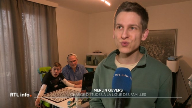 Beaucoup d'aidants proches risquaient de faire les frais de la réforme du chômage, dès le 1/3. Ils pourront demander, avec effet rétroactif, une dispense de recherche d'emploi, et éviter l'exclusion du chômage, pour une durée de 12 mois maximum.