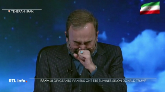 Le guide suprême iranien a été tué lors d'une frappe conjointe menée par les États-Unis et Israël. Depuis l'annonce de son décès, certains iraniens se rassemblent pour exprimer leur chagrin, d'autres pour célébrer sa disparition.