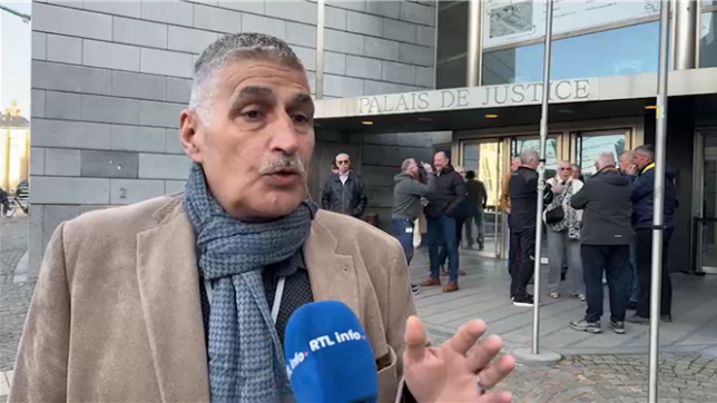 Interview de Serge Meter, huissier d'audience au Tribunal de Première Instance de Liège, en grève ce mercredi.