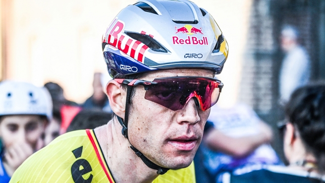 Wout van Aert est énervé.