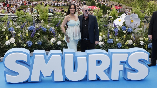 Singer Robyn Rihanna Fenty pictured at the world premier of the new film 'De Smurfen/ Les Schtroumpfs'. Saturday 28 June 2025, in Brussels. BELGA PHOTO NICOLAS MAETERLINCK she expected long hours, she