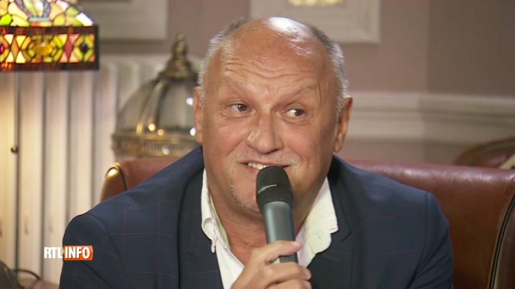 Moment cocasse: quand Christian Leclercq, bourgmestre de Silly, pousse la chansonnette