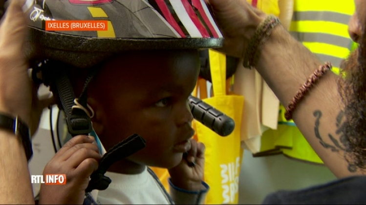 Faut-il rendre le port du casque à vélo obligatoire ?