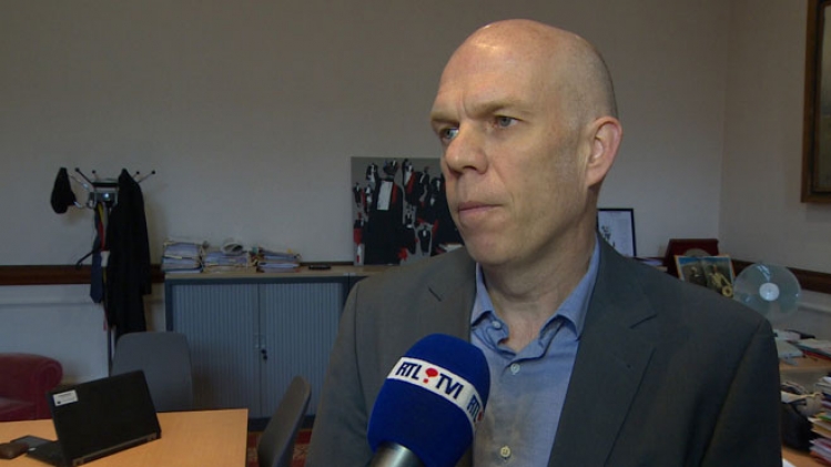 Un infirmier namurois est suspecté d'avoir empoisonné une vingtaine de ses patients: plusieurs exhumations ont été faites