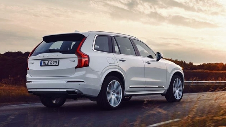 volvo-xc90-arriere-rtl