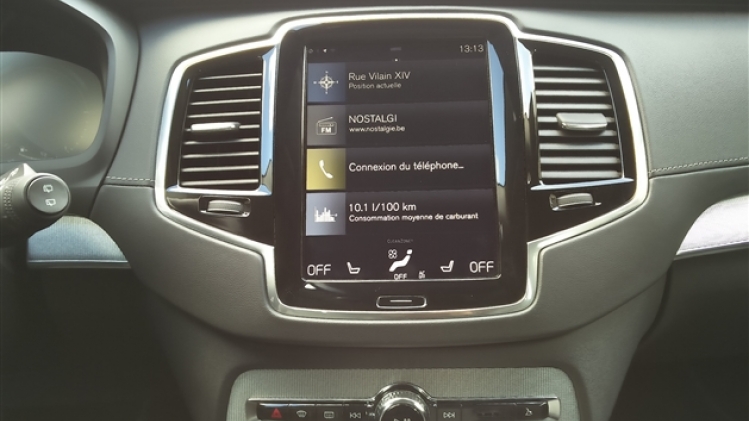 volvo-xc90-ecran-rtl