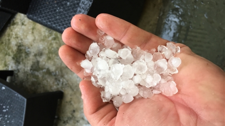 0orage-intemperie-grele-quevaucamps