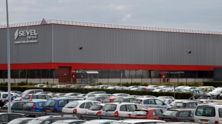 Sevelnord: PSA va recruter 600 intérimaires d'ici mai