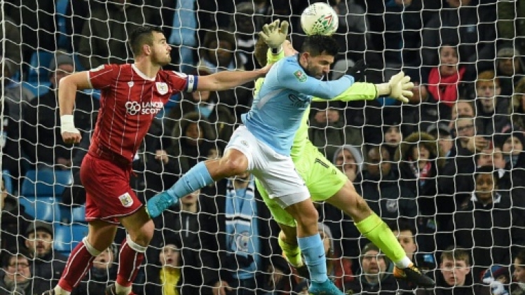 Coupe d'Angleterre: Agüero sauve Manchester City en demi-finale aller