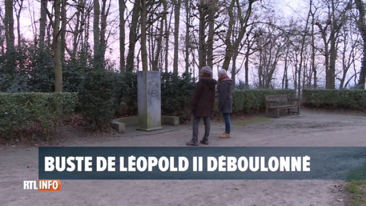 La statue du roi Léopold II dans le parc Duden à Forest déboulonnée par un collectif anti-colonial