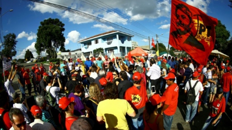 Le Brésil s'enfonce dans la crise avec la saga Lula