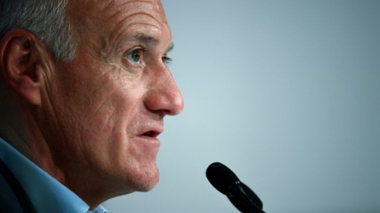 Bleus: Deschamps convoque tous les champions du monde, sauf Mandanda