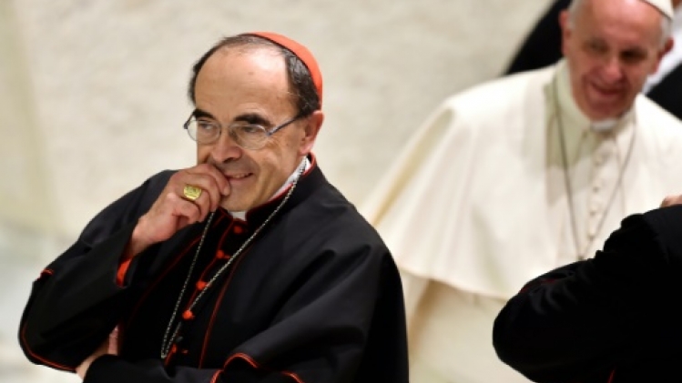 Non-dénonciation d'agressions sexuelles: la loi modifiée avant le procès Barbarin