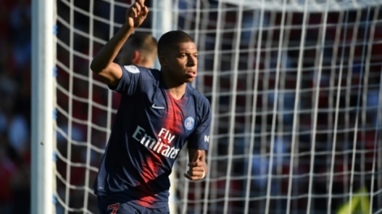 Ligue 1: le PSG évite le piège à Nîmes 4-2, but et carton rouge pour Mbappé