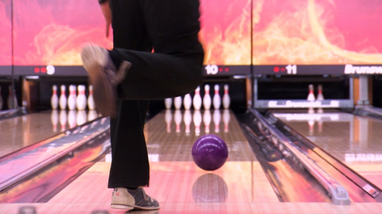 bowling_accident