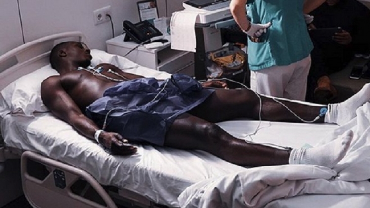 L'autre genou était jaloux: Benjamin Mendy se marre après son opération