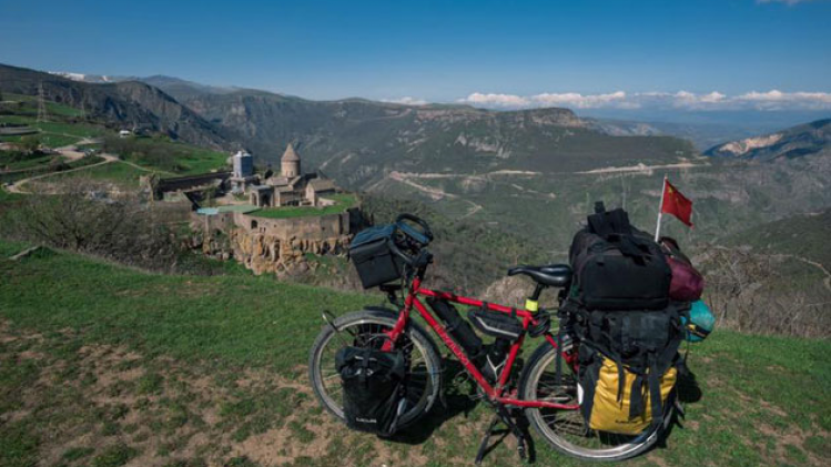 46506193_374501479976438_6807600855823417344_n