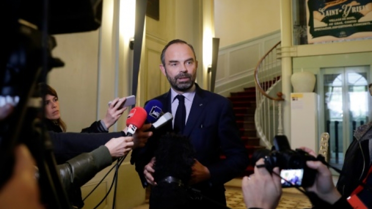 Philippe ne se voit pas tout envoyer balader sur un coup de tête