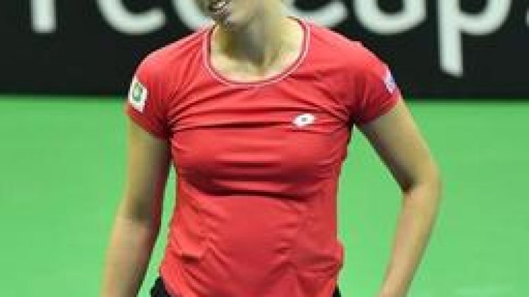 Fed Cup - Elise Mertens s'incline face à Alizé Cornet, la Belgique menée 0-2 face à la France