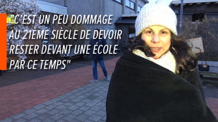 Des parents campent afin d'inscrire leur enfant en MATERNELLE: 24h de file dans le froid et le vent à Kraainem