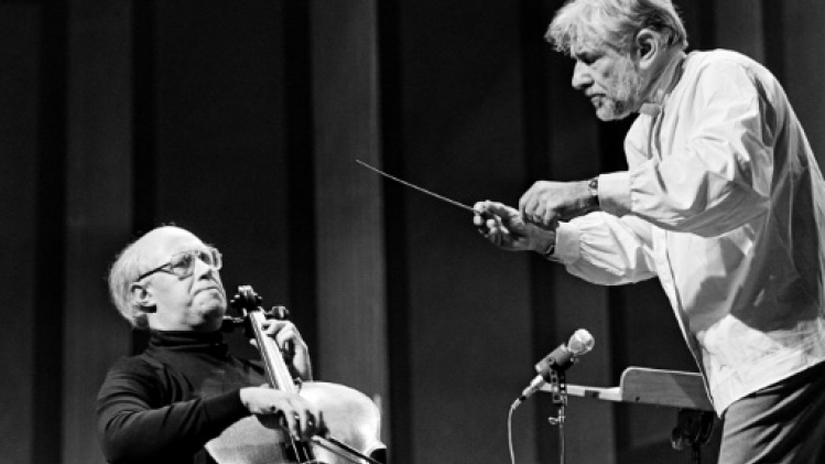 Prothèse nasale polémique: la famille du compositeur juif Leonard Bernstein défend Bradley Cooper