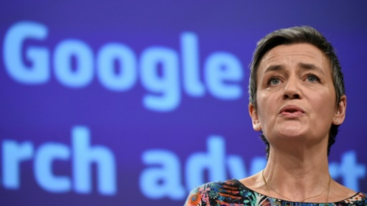 Vestager, bête noire de la Silicon Valley, sur les rangs pour succéder à Juncker