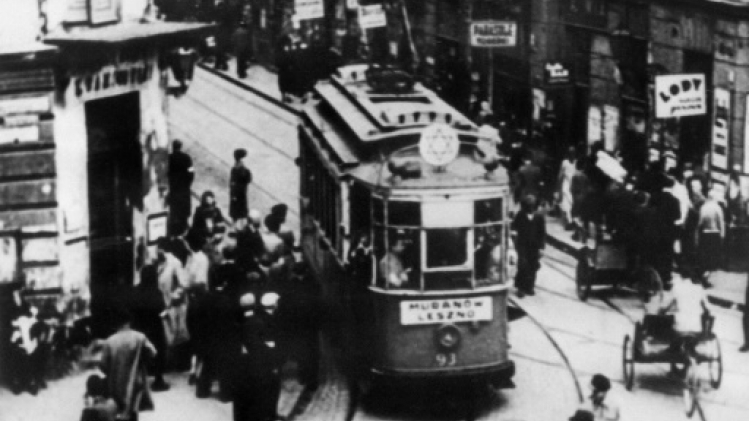 Un film inédit tourné dans le ghetto de Varsovie présenté en Pologne