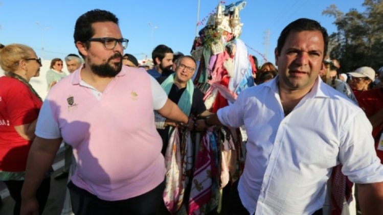 Tunisie: à la Ghriba, des juifs et des musulmans prient côte à côte