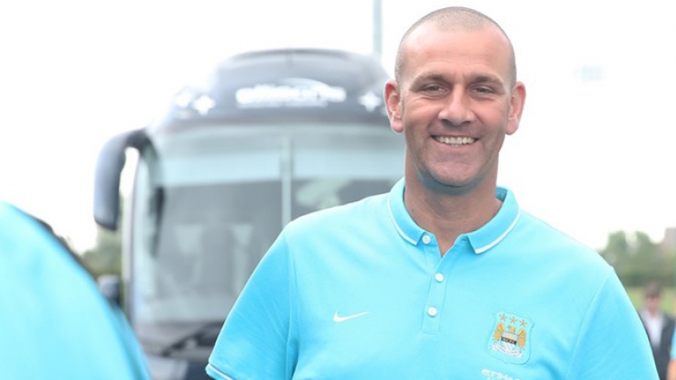 simon-davies-announcement