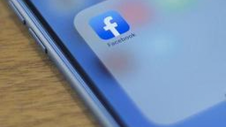 Le bénéfice net trimestriel de Facebook chute de 50% à cause d'une amende