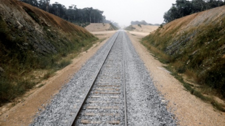 Le train Bongo, la fragile ligne de vie du Gabon