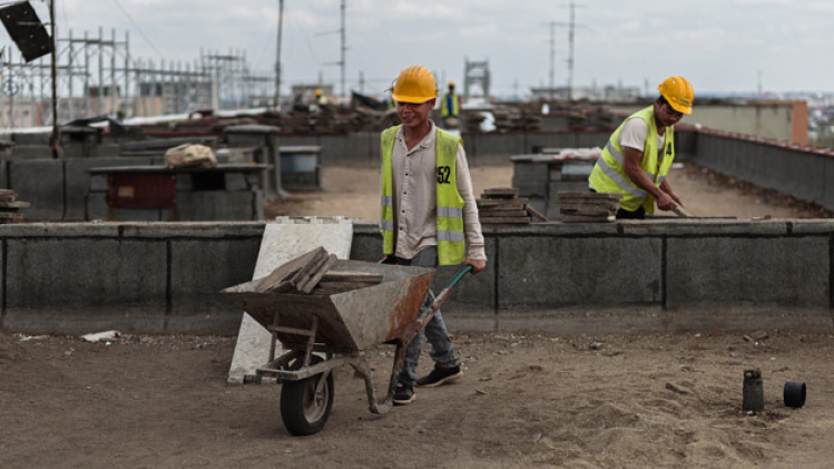 travailleurs-asiatiques-roumanie-2