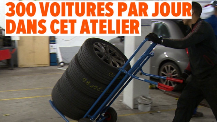 Ruée vers les pneus hiver: dans certains ateliers, les équipes tournent déjà à plein régime