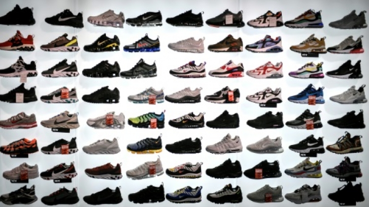 Si je gagne cette paire, je serai le roi de l'univers: la folie des sneakers à Paris