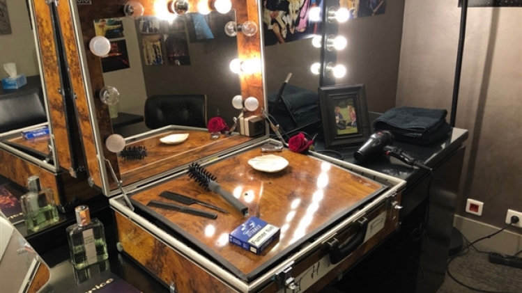 0johnny-hallyday-loge-olympia