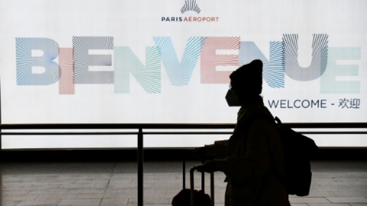 Les touristes chinois en France, une manne menacée par le coronavirus