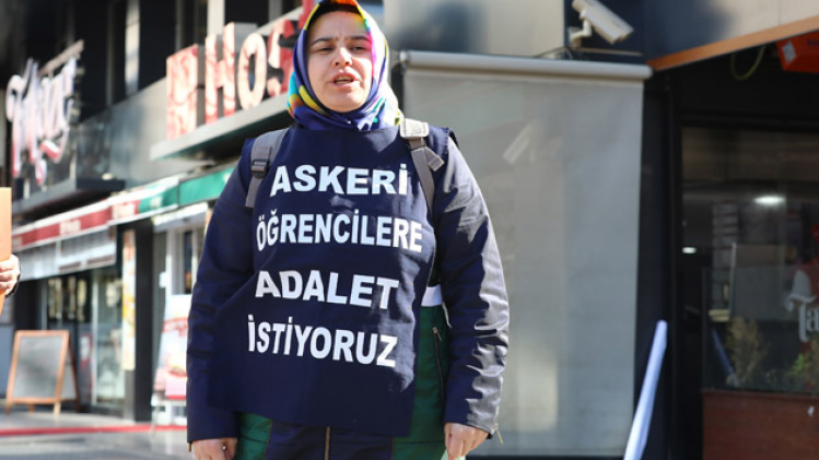 mere-eleve-officier-turc-condamne-2