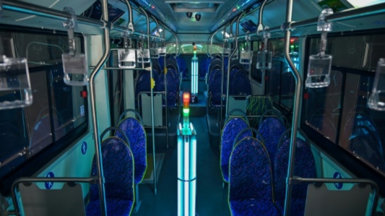 Chine: des UV pour désinfecter les bus face au virus