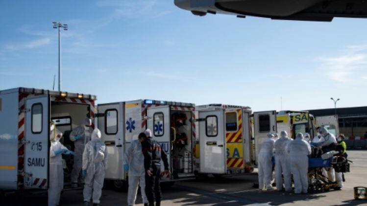 Orly, aéroport fantôme au secours des malades du coronavirus