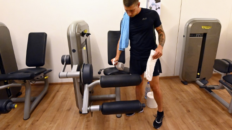 Réouverture des salles de sport avec des mesures sanitaires strictes: On demande aux gens de faire une réservation en ligne