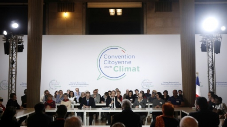 Macron répond à la Convention climat... et à la vague verte