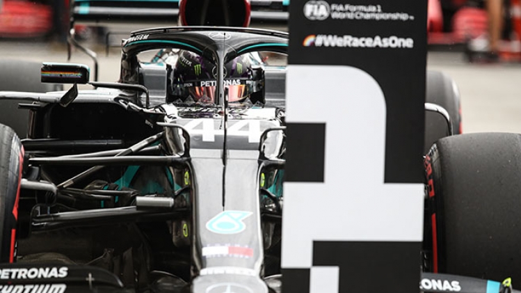 F1: Lewis Hamilton décroche la pole position pour le  GP de Hongrie
