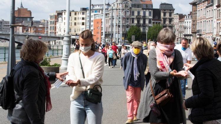 0marche-batte-liege-charleroi-masque-coronavirus-rtlinfo