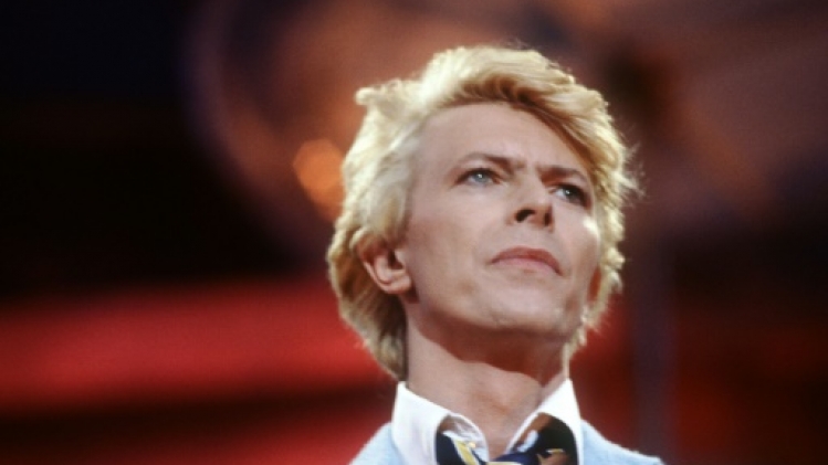Le catalogue de Bowie racheté par Warner Music, dernier acte d'une tendance lourde